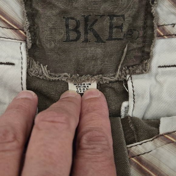 BKE By Buckle Olive Green Casual Pants - Picture 3 of 8